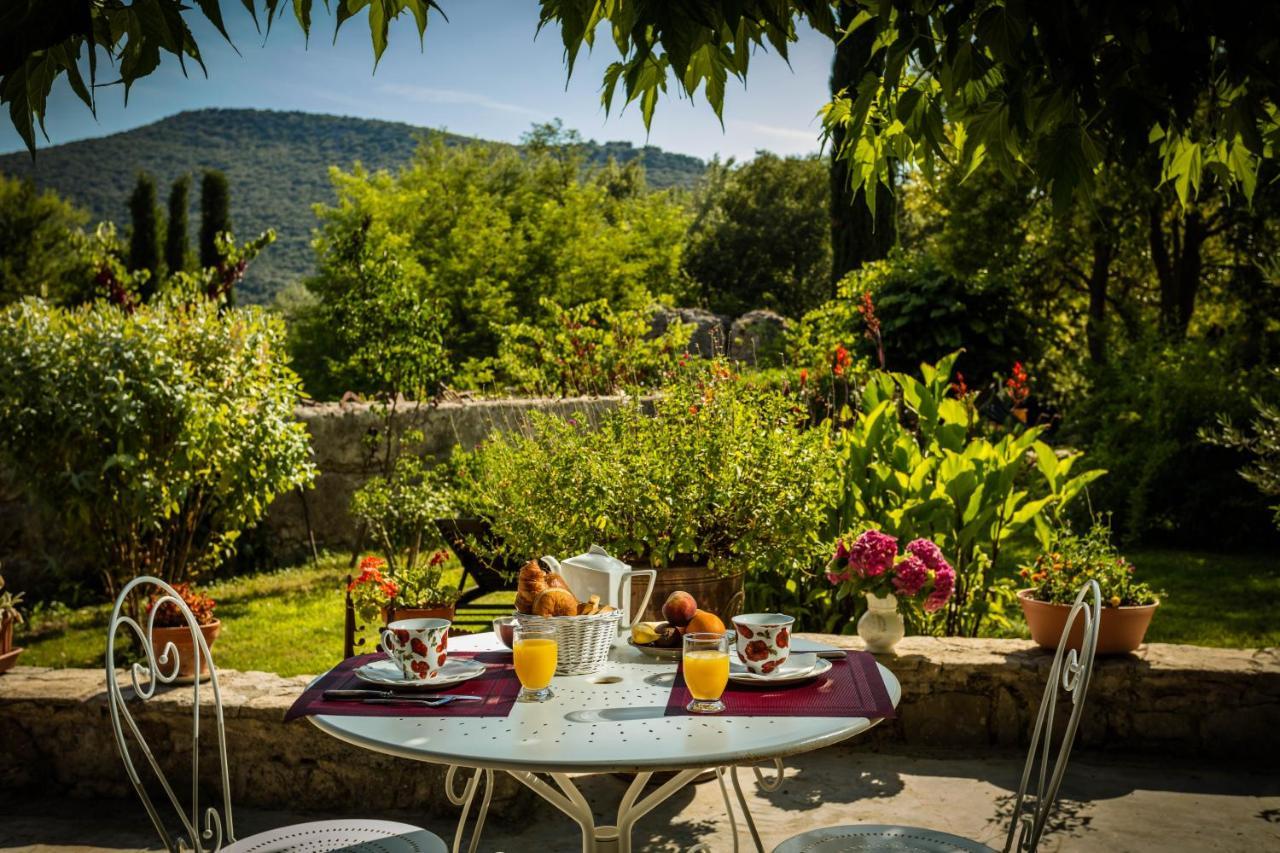 Logis Des Magnans - Le Murier - Bed & Breakfast