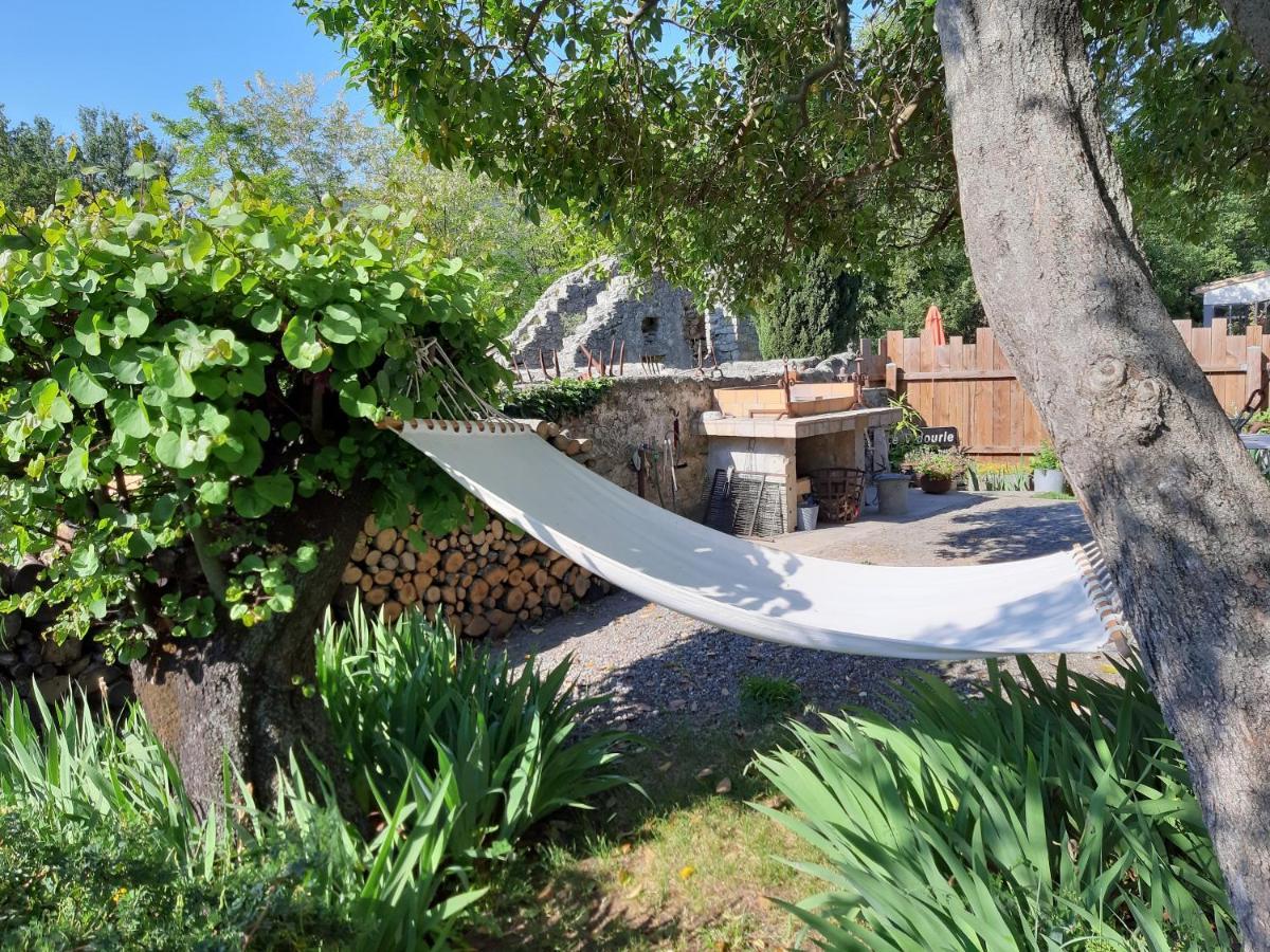 Logis Des Magnans - Le Murier - Bed & Breakfast Sauve